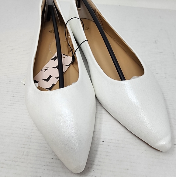 New White Ballet Flats Pointed Toe Flat Shoes Comfort Heel Size 10 - Picture 6 of 7
